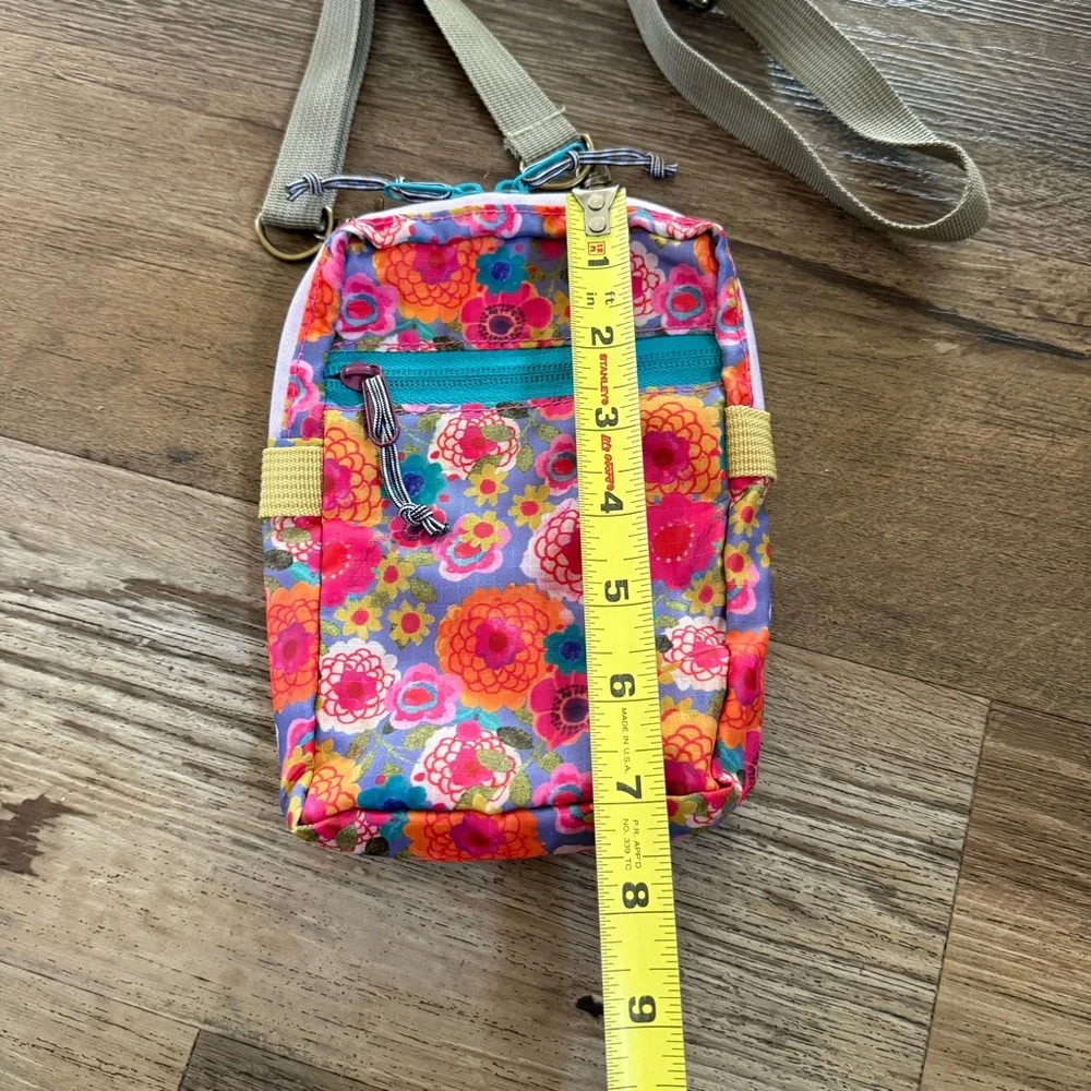 NATURAL LIFE Colorful Floral Crossbody Bag - Picture 4 of 9